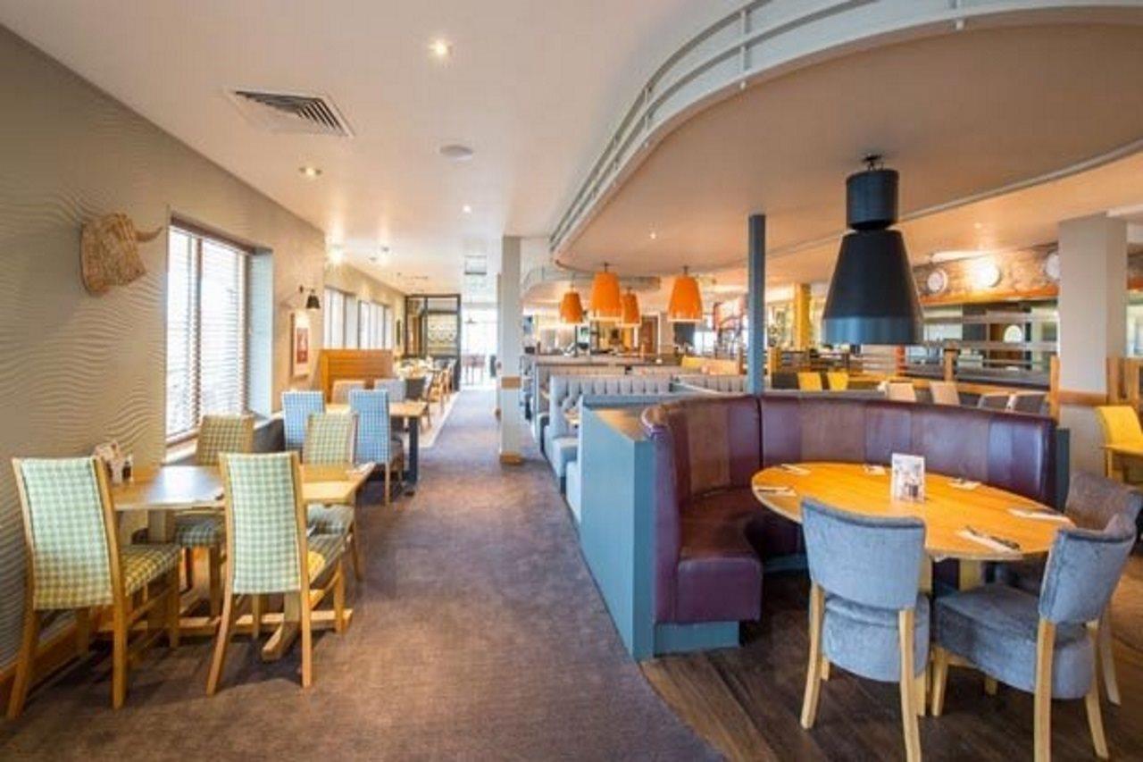 Premier Inn Newton Abbot Εξωτερικό φωτογραφία